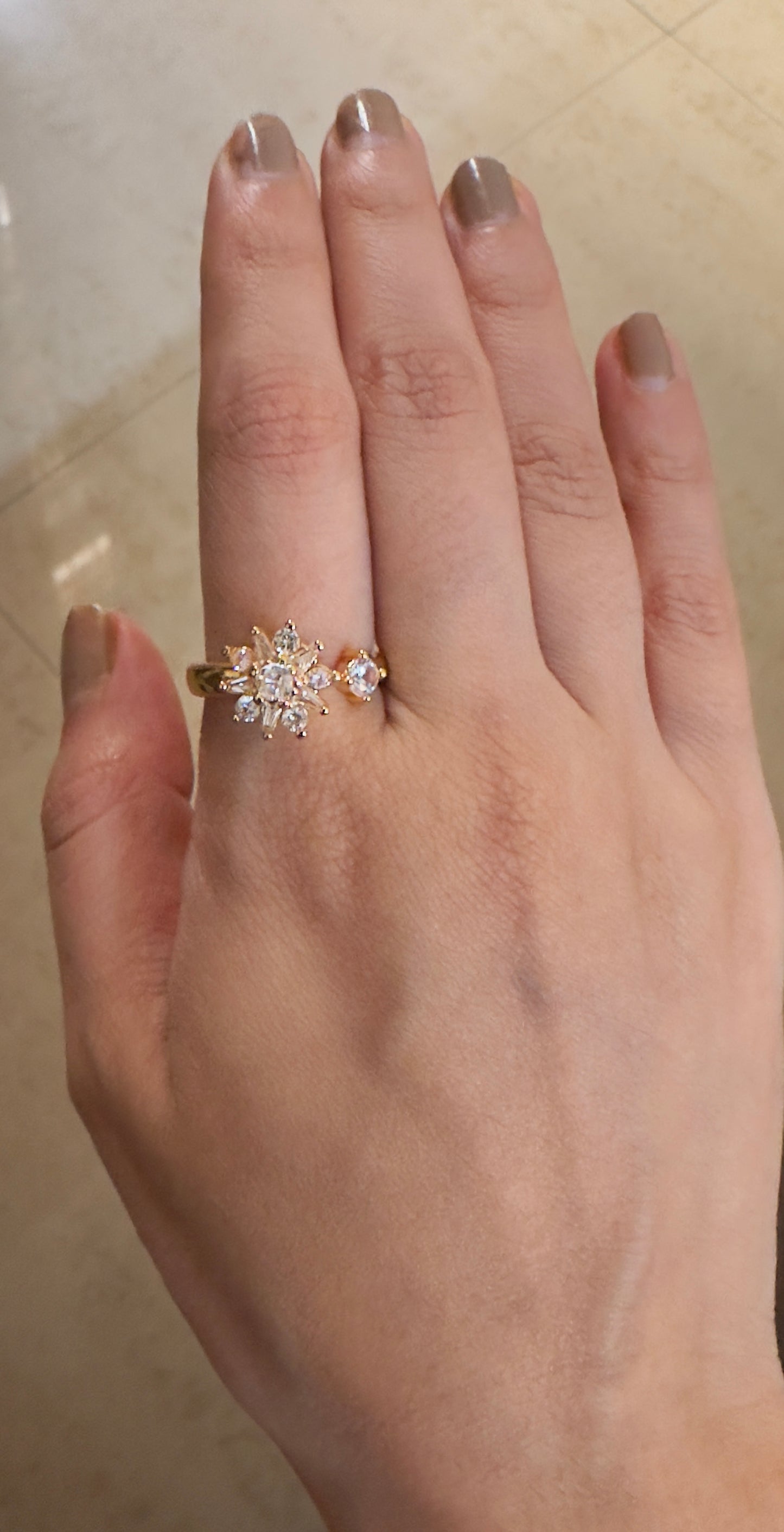 Adjustable Rotating Serenique Ring (Gold Plated)