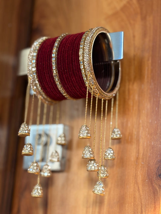 Meherbaan Bangle Set