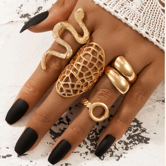 The Snake Trap Ring Set